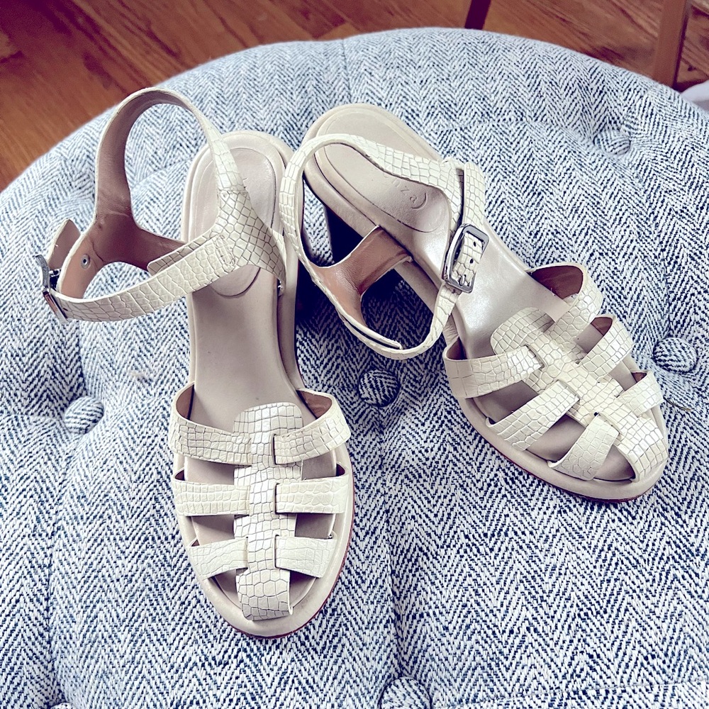 Vincenza Sandle - off white